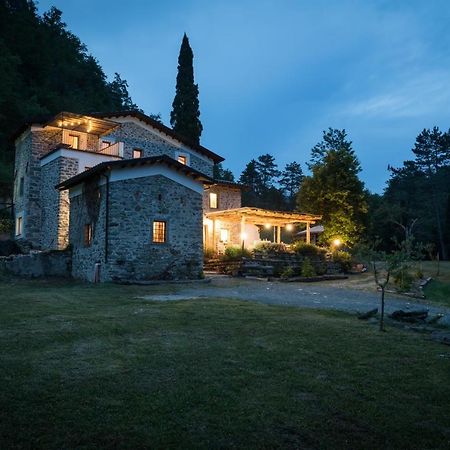 Agriturismo Di La Dall'Acqua Fivizzano Eksteriør bilde