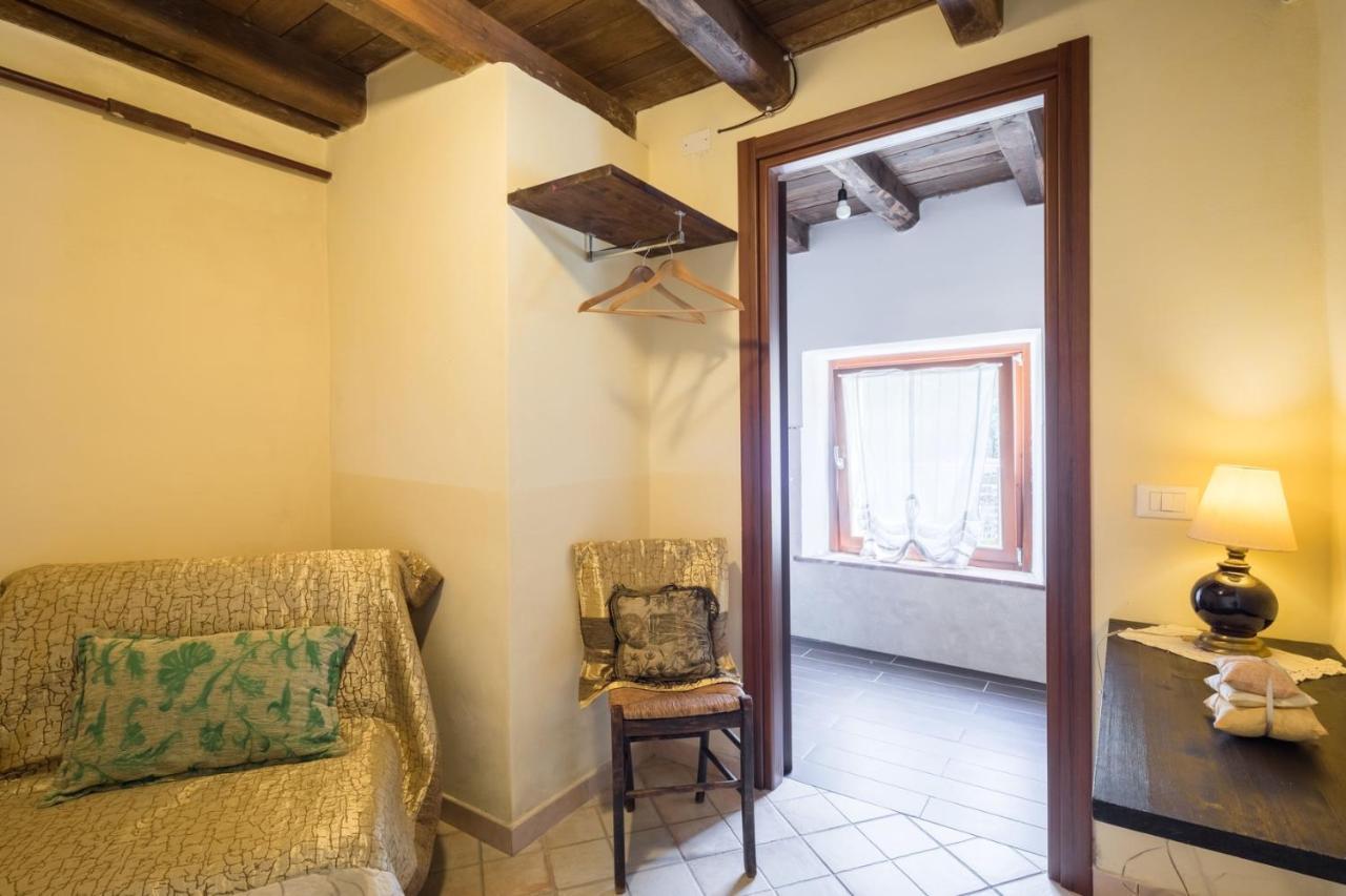 Agriturismo Di La Dall'Acqua Fivizzano Eksteriør bilde