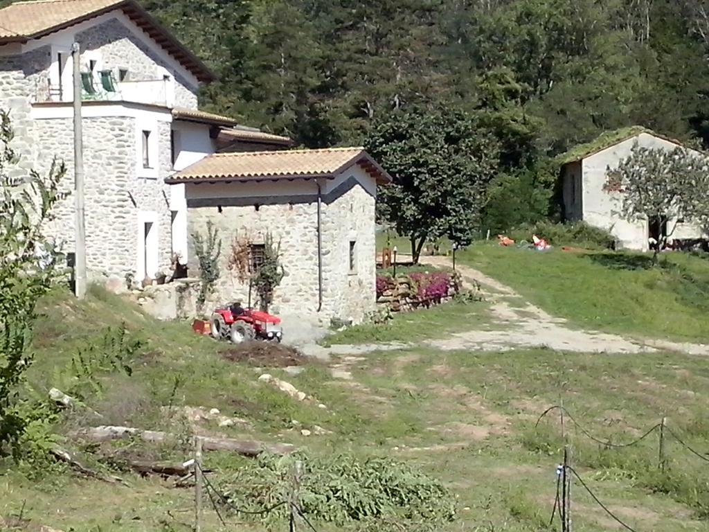 Agriturismo Di La Dall'Acqua Fivizzano Eksteriør bilde
